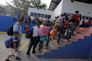 'Las más de 200 personas de nacionalidad hondureña tenían una condición de estancia irregular en México', informó Migración. (ARCHIVO)