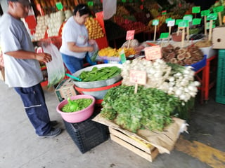 El SNIIM reportó un comportamiento mixto en los precios de frutas y verduras que se comercializan en el Centro de Abastos de Torreón.(EL SIGLO DE TORREÓN)