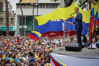 Convoca Guaidó a los venezolanos a marchar este 1 de mayo.