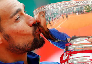 El italiano, campeón del Masters 1000 de Montecarlo, se colocó en el sitio 12 del ranking de la ATP, por lo que se acerca al Top Ten.