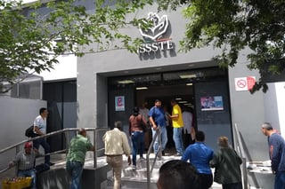 Luego del reporte de “inminente quiebra” del ISSSTE, el gobernador fue cuestionado sobre el tema, a lo que dijo que esta institución es uno de las principales centros médicos en el país. 