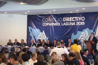 El presidente nacional de Coparmex visitó ayer la región para asistir a un evento protocolario institucional de toma de compromiso. (CORTESÍA)