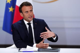 El presidente francés presentó sus iniciativas en una rueda de prensa en el Palacio del Elíseo en París. (EFE)