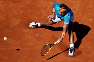 Rafael Nadal tuvo algunas complicaciones para derrotar 7-5, 7-5 a Jan-Lennard Struff en el Abierto de Barcelona.
