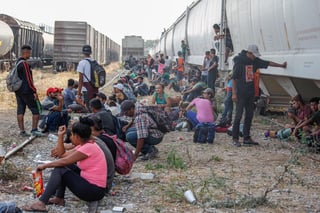 El Instituto Nacional de Migración se vio rebasado el pasado jueves con la violencia que mostraron más de 500 migrantes.