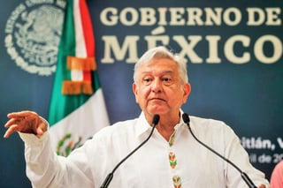 'La instrucción es no dar contratos a empresas que hayan estado involucradas en casos de corrupción, sean nacionales o extranjeras', dijo el presidente mexicano. (NOTIMEX)