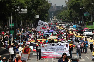 Los profesores de la CNTE marchan nuevamente en la Ciudad de México. (ARCHIVO) 