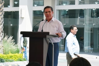 El gobernador de Durango, José Rosas Aispuro Torres dijo que se piden incentivos y un trato especial de la Federación a La Laguna. (EL SIGLO DE TORREÓN)