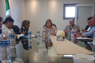 El encuentro con autoridades de la Fiscalía General del Estado de Durango, se celebró el lunes en la capital. (EL SIGLO DE TORREÓN)