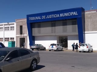 Se encontraba detenida desnuda en los separos del Tribunal de Justicia Municipal de Torreón, mismo que no hizo nada para proteger la integridad física y moral de la mujer. (ARCHIVO)
