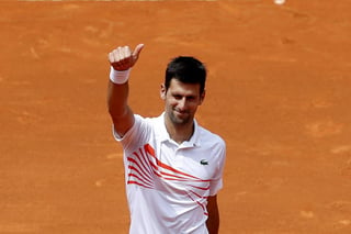 Djokovic dominó el primer y ganó los últimos cuatro puntos del desempate en el segundo. (ARCHIVO)
