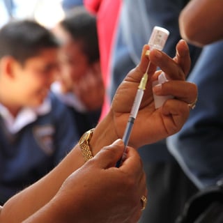 Preparan acciones de la Semana Nacional de Salud que se enfocará en la aplicación de las vacunas contra el VPH.