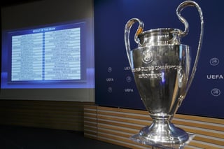 Además de agregar nuevos equipos a las eliminatorias de la Champions, plantean contar con un ascenso y descenso en la competición más importante de clubes en el mundo. (EFE)
