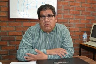 Señala José Luis Anzures, del Movimiento Magisterial en la región, que Reforma Educativa se quedó 'a medias'. (EL SIGLO DE TORREÓN)