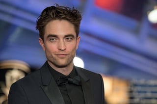 Aunque el acuerdo entre Pattinson y Warner Bros aún no está cerrado, Variety aseguró que las posiciones son muy cercanas. (ARCHIVO)
