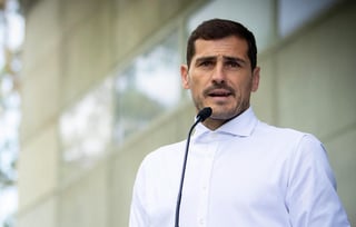 Casillas agregó que este jueves tuvo revisión con el doctor Filipe Macedo, cardiólogo del hospital CUF de Oporto, donde estuvo ingresado, y que todo está 'muy bien'. (ARCHIVO)