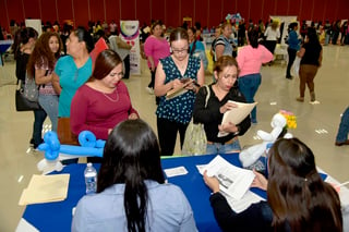 El Servicio Nacional de Empleo en Torréon señaló que se ofertarán mil 200 vacantes el próximo 21 de mayo. (ARCHIVO)