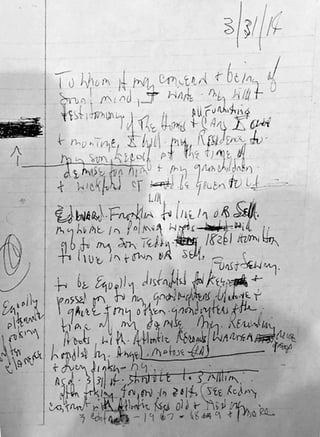 Documento. Uno de los tres testamentos escritos a mano que fueron encontrados en la casa de Aretha Franklin en Michigan. (AP)