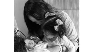 La actriz dio a luz a su bebé el 20 de mayo, lo que los convierte a ella y a su esposo, Alberto Guerra, en padres por segunda ocasión. (ESPECIAL)