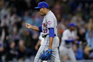 Tras los problemas que han tenido los Mets con su bullpen, Edwin Díaz podría entrar desde la octava entrada para lograr los rescates. (AP)
