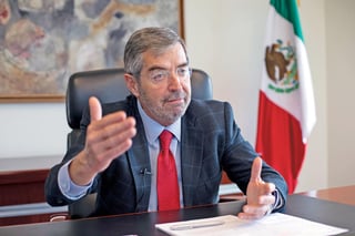El representante de México ante Naciones Unidas, Juan Ramón de La Fuente, planteó la reactivación de iniciativa franco-mexicana para restringir el uso del veto ante el pleno del Consejo de Seguridad de la ONU. (ARCHIVO)