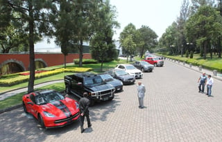 El gobierno federal dio inicio a la subasta de 82 vehículos asegurados por la Fiscalía General de la República (FGR) y los que pertenecían al Estado Mayor Presidencial (EMP). (ARCHIVO)