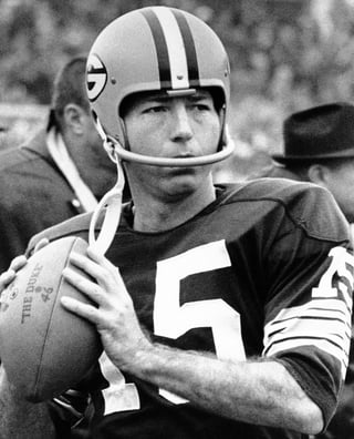 Bart Starr falleció ayer a los 85 años; el exmariscal de campo ganó cinco títulos con los Packers de Green Bay. (EFE)