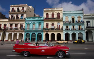 'Ernesto. The Untold Story of Hemingway in Revolutionary Cuba' (Melville House), que saldrá este martes a la venta en EE.UU., es el resultado de una investigación que Feldman llevó a cabo en la isla siguiendo el mandato del premio Nobel de Literatura 1954: si quieres ser escritor, debes ser capaz de 'caminar en los zapatos' de otro. (EFE)