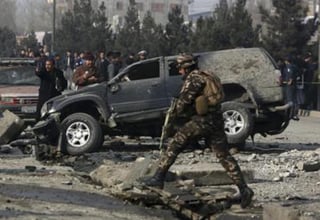 Milicianos talibanes atacaron controles de seguridad en la provincia norteña de Sari Pul, matando a cuatro elementos de seguridad. (AGENCIAS)