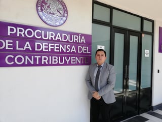 Aarón Huerta Hernández, encargado de despacho de Prodecon en Coahuila, dijo que en el presente año se han instalado módulos de asesoría en mercados o dependencias de gobierno. (EL SIGLO DE TORREÓN)