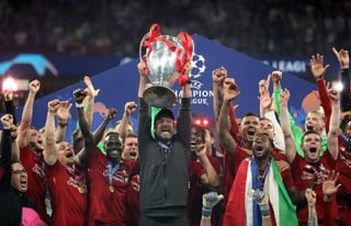 Liverpool se proclama campeón de la Champions League en Madrid. (ESPECIAL)