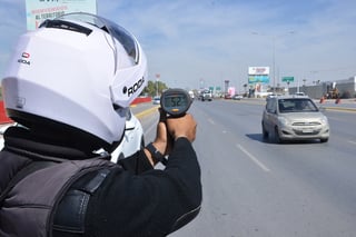 El operativo 'Radar' implementado en Torreón tiene como finalidad detectar los vehículos que excedan los límites de velocidad.