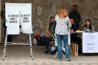 El vocal ejecutivo del Instituto Nacional Electoral (INE) en Puebla, Joaquín Rubio Sánchez, informó que de las siete mil 671 casillas, recontarán dos mil 411 para gobernador en los consejos distritales, lo que equivale a un 31.48 por ciento de la votación. (ARCHIVO)