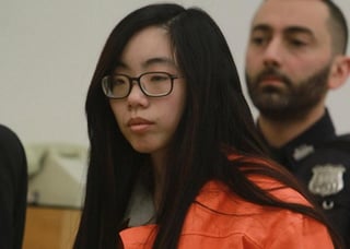 Lin Li castigó a su hija sumergiéndola en un balde de agua, hasta matarla. (INTERNET)
