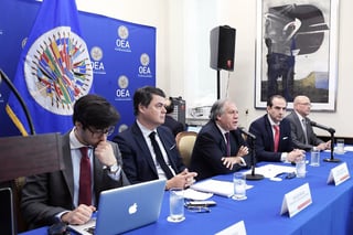 Luis Almagro (c) es el único que se ha postulado; para ser reelegido necesita 18 de los 34 votos de los países activos de la OEA. (ARCHIVO)