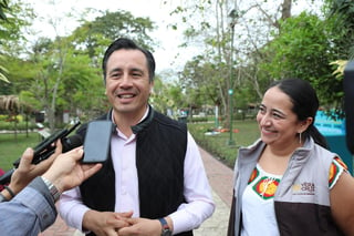 Cuitláhuac García, quien asumió la gubernatura el pasado 1 de diciembre de 2018, rechazó el señalamiento diciendo que desconocía dicha empresa. “Eso que dicen es totalmente falso, que revisen”, expresó. (ARCHIVO)