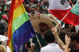 La Marcha Orgullo en Guadalajara 2019, que se realizará el próximo 15 de junio, buscará concientizar sobre diversas garantías pendientes, principalmente en cuestión de leyes atoradas en el Congreso local, que provocan mayor vulnerabilidad a esta comunidad. (ARCHIVO)