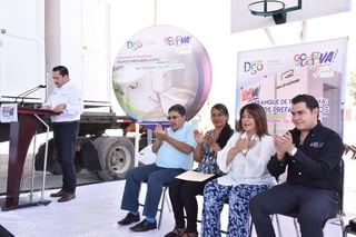 El inicio de estas actividades fue encabezado por la alcaldesa, Leticia Herrera Ale y el secretario del Bienestar Social en el Estado de Durango (Sebised), Jaime Rivas Loaiza. (EL SIGLO DE TORREÓN)
