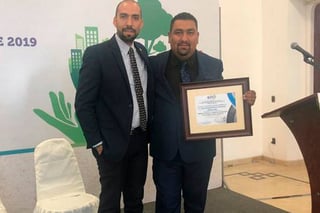 Josué Raymundo Estrada Arellano, investigador de la UJED, obtuvo Premio Estatal al Mérito Ecológico.