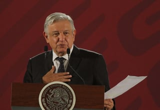 El presidente de México, Andrés Manuel López Obrador, acusó este jueves a la multinacional española Repsol de lucrase a costa de licitaciones otorgadas por el Gobierno mexicano en 2003. (ARCHIVO)