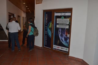 La Esfera de la Ciencia fue inaugurada ayer por autoridades municipales y estatales y representantes de la sociedad civil.
