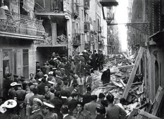 Barcelona bombardeada durante la Guerra Civil Española