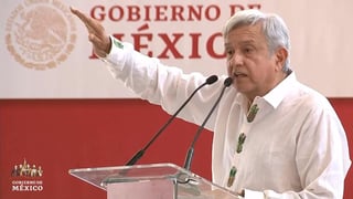 El presidente Andrés Manuel López Obrador minimizó el problema de sargazo en esta entidad, que según autoridades locales ha provocado disminución del turismo y problemas de violencia. (ESPECIAL)
