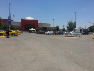 La tarde del pasado sábado se registró el robo de un vehículo sin violencia en el estacionamiento de un centro comercial del municipio de Gómez Palacio. (EL SIGLO DE TORREÓN)