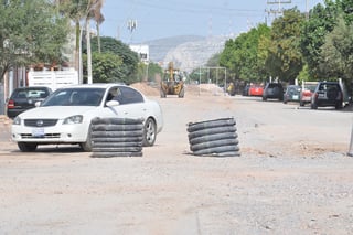 Afirman que obras de mejora al drenaje pluvial en el sector sur de Torreón quedarán listas de acuerdo a la promesa del Municipio, antes del próximo mes de agosto. (ARCHIVO)