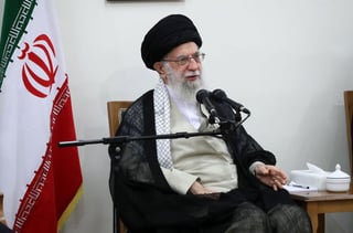 Las nuevas restricciones afectan a Jameneí y esta semana se ampliarán al ministro de Exteriores. (EFE)