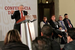 López Obrador adelantó que el SAT pondrá orden en el tema del 'huachicol de facturas' y no permitirá la defraudación fiscal. (NOTIMEX)