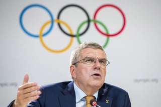 El presidente del Comité Olímpico Internacional, Thomas Bach, interviene en la 134 sesión del COI, ayer en Lausana, Suiza. (EFE)