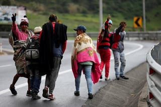 Estimaron en el informe de la OEA que mensualmente un total de 150 mil venezolanos abandonan su país.