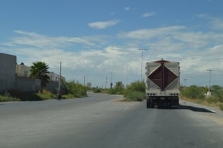 Gobierno de Coahuila busca mejorar la infraestructura carretera de Matamoros y Torreón con el Fondo Metro de este 2019. (ROBERTO ITURRIAGA)